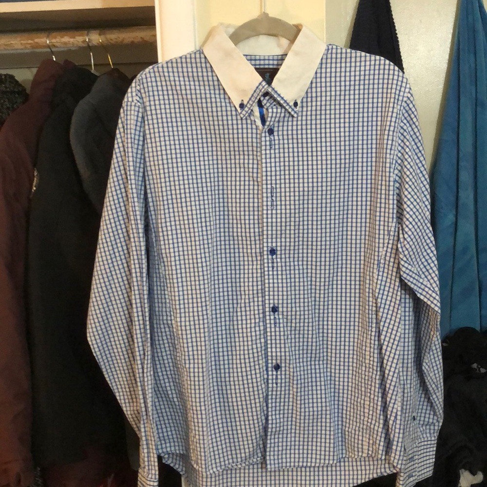 Dress shirt